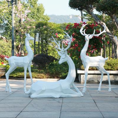 High Quality Fiberglass Factory Custom Life Size Geometric Fiberglass Christmas Deer Fiberglass Deer Elk Statue For Garden